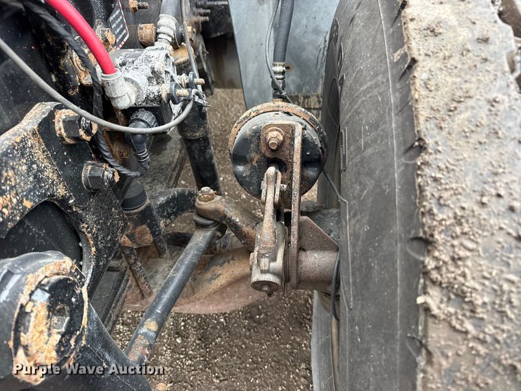 image for item EG2040 2012 Mack GU713 vacuum truck