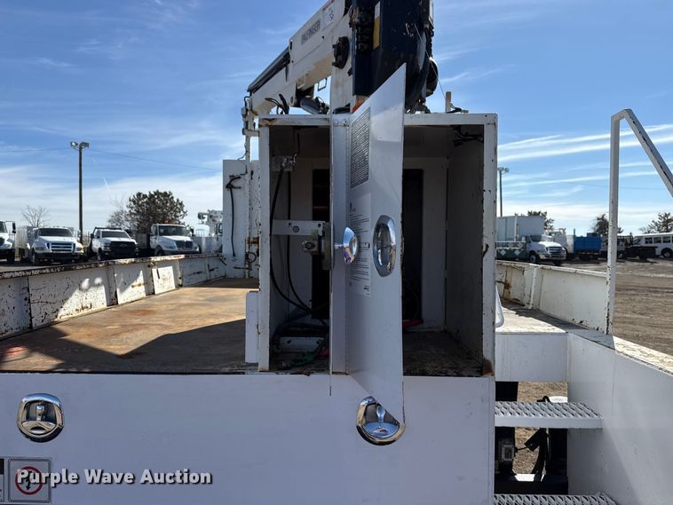 image for item EG2048 2007 Freightliner Business Class M2 utility / service truck