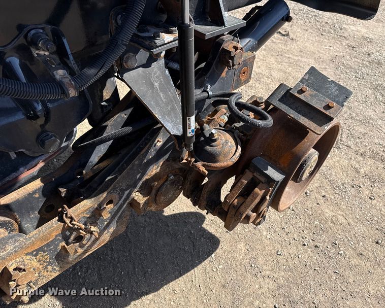 image for item EG2048 2007 Freightliner Business Class M2 utility / service truck