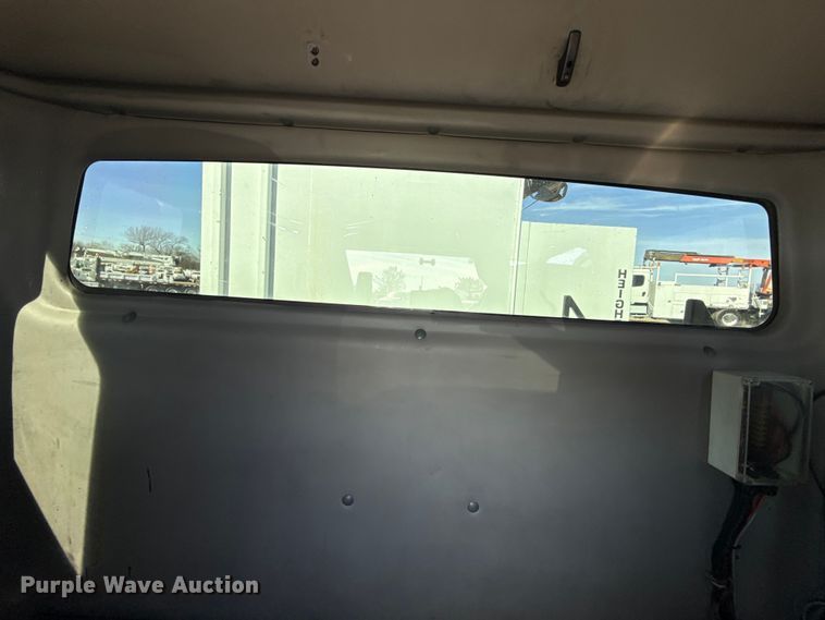 image for item EG2048 2007 Freightliner Business Class M2 utility / service truck