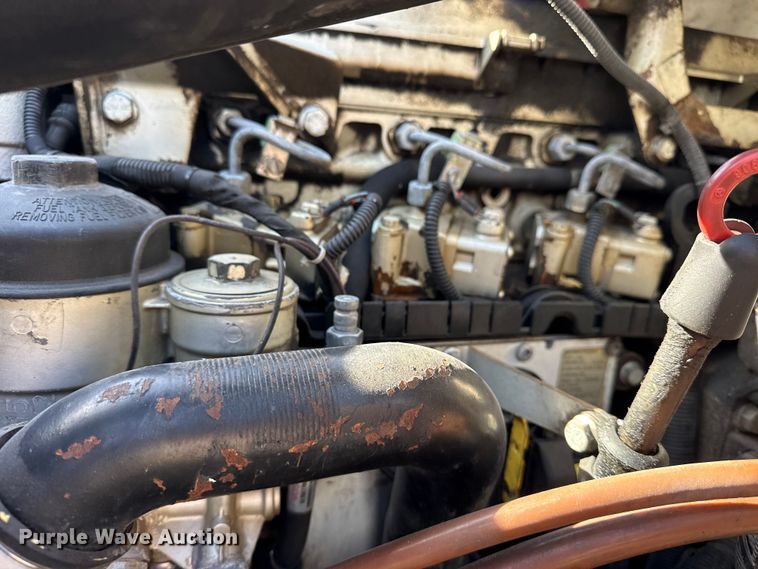 image for item EG2048 2007 Freightliner Business Class M2 utility / service truck