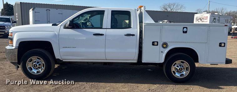 image for item EG2077 2015 Chevrolet Silverado 2500HD Ext. Cab pickup truck