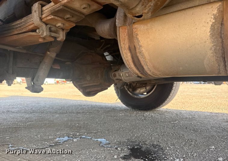 image for item EG2077 2015 Chevrolet Silverado 2500HD Ext. Cab pickup truck