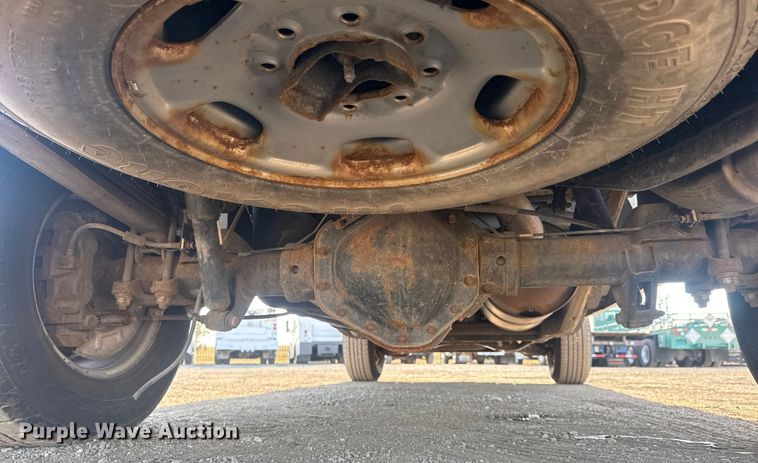 image for item EG2077 2015 Chevrolet Silverado 2500HD Ext. Cab pickup truck