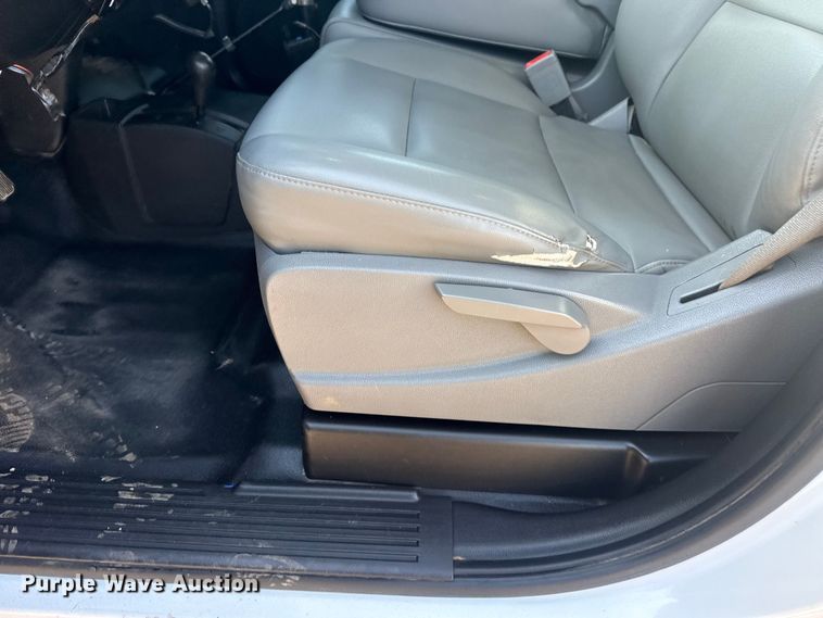 image for item EG2077 2015 Chevrolet Silverado 2500HD Ext. Cab pickup truck