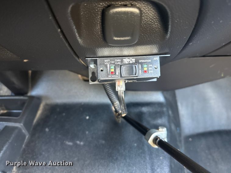 image for item EG2077 2015 Chevrolet Silverado 2500HD Ext. Cab pickup truck