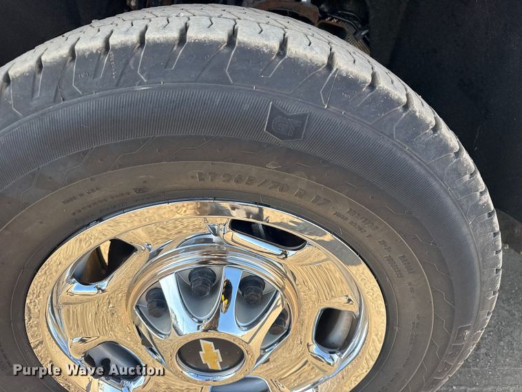 image for item EG2077 2015 Chevrolet Silverado 2500HD Ext. Cab pickup truck