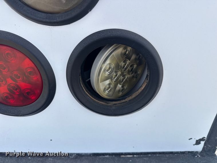 image for item EG2084 2012 Ford F-550 Super Duty utility / service truck