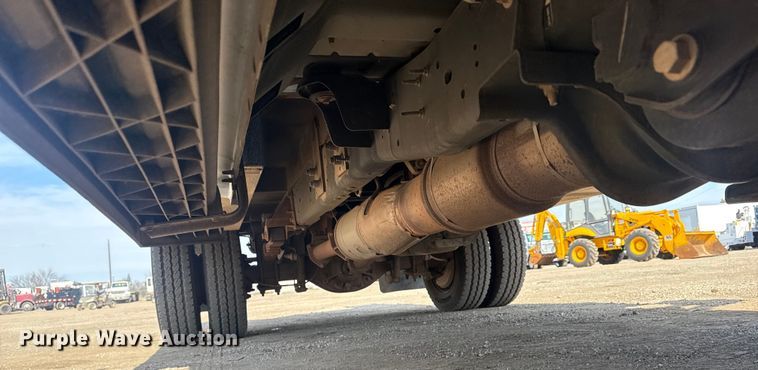 image for item EG2084 2012 Ford F-550 Super Duty utility / service truck