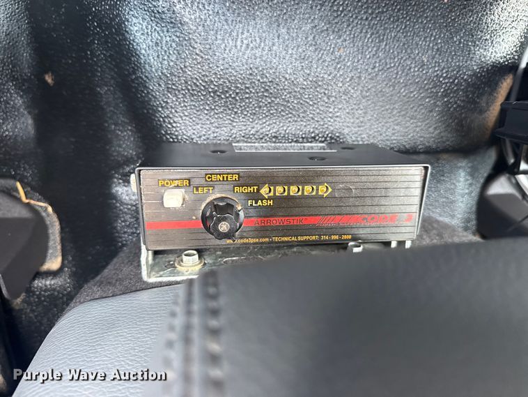 image for item EG2084 2012 Ford F-550 Super Duty utility / service truck