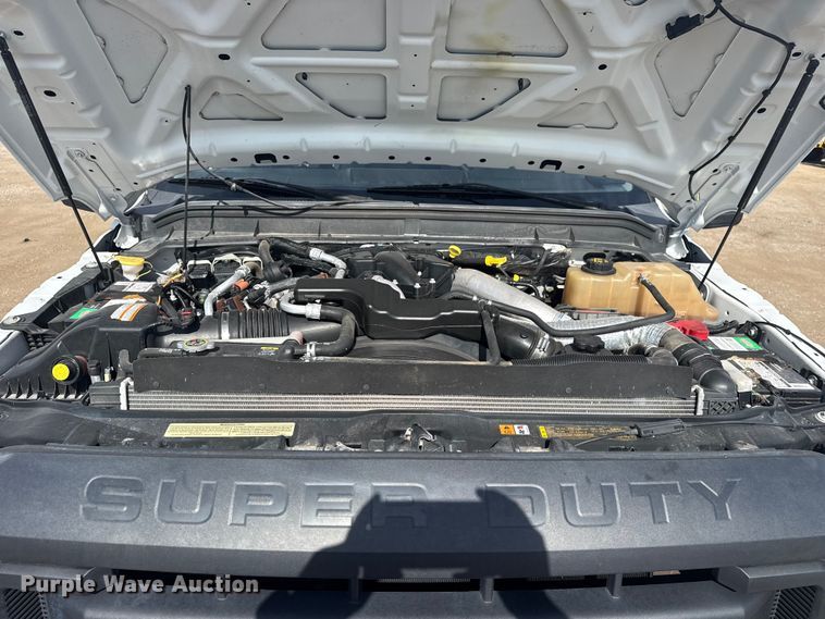 image for item EG2084 2012 Ford F-550 Super Duty utility / service truck