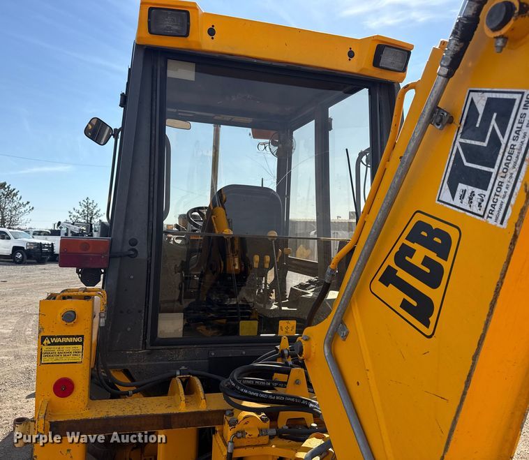 image for item EG2085 1995 JCB 210S backhoe