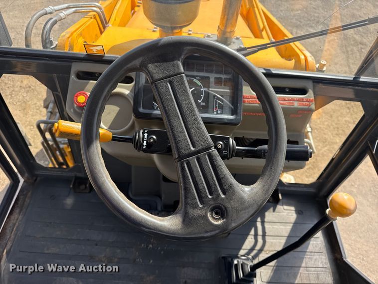 image for item EG2085 1995 JCB 210S backhoe