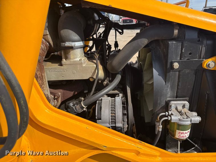 image for item EG2085 1995 JCB 210S backhoe