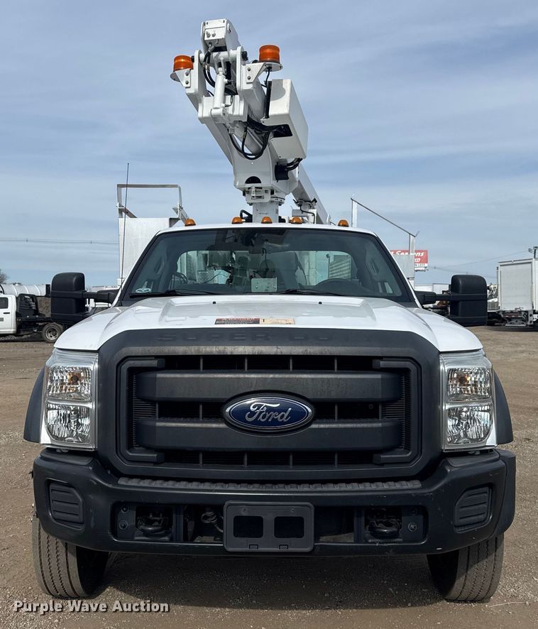 image for item EG2087 2012 Ford F450 Super Duty XL bucket truck