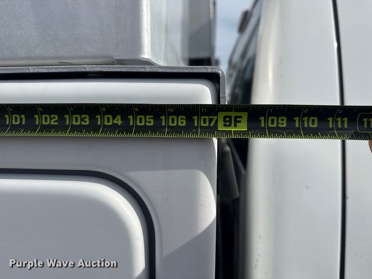 image for item EG2087 2012 Ford F450 Super Duty XL bucket truck