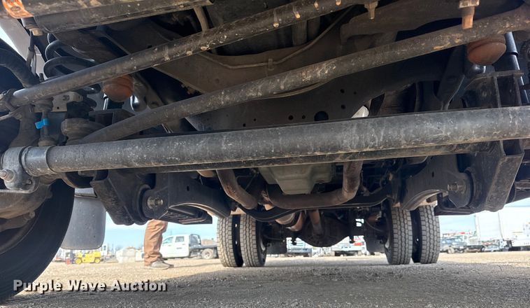 image for item EG2087 2012 Ford F450 Super Duty XL bucket truck