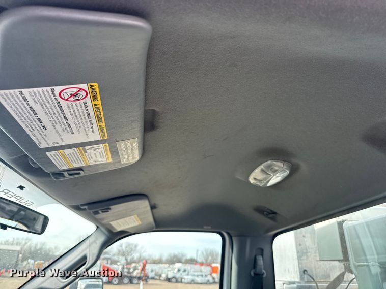 image for item EG2087 2012 Ford F450 Super Duty XL bucket truck