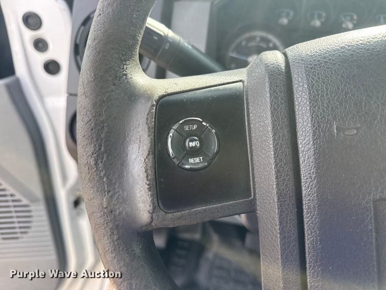 image for item EG2087 2012 Ford F450 Super Duty XL bucket truck