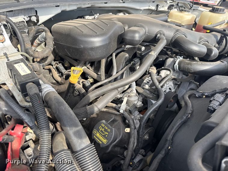 image for item EG2087 2012 Ford F450 Super Duty XL bucket truck