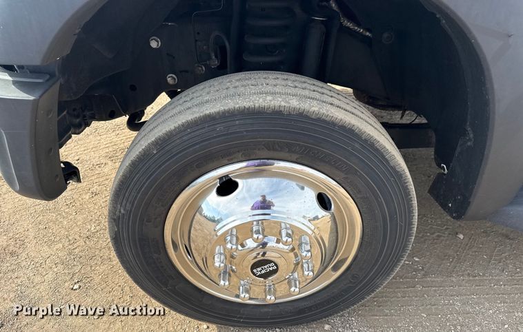 image for item EG2087 2012 Ford F450 Super Duty XL bucket truck