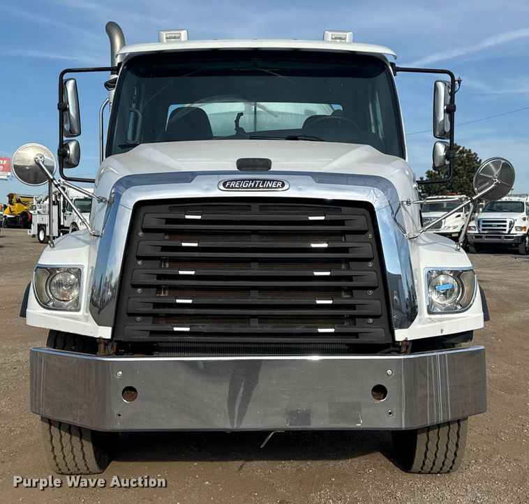 image for item EG2090 2014 Freightliner 114SD vacuum truck