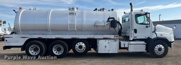image for item EG2090 2014 Freightliner 114SD vacuum truck