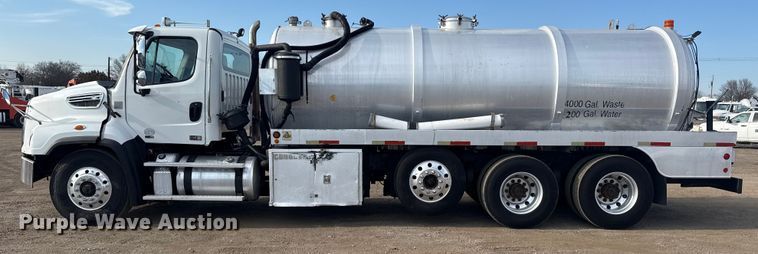 image for item EG2090 2014 Freightliner 114SD vacuum truck