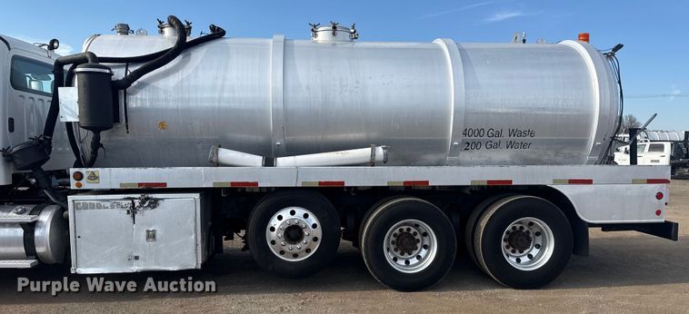 image for item EG2090 2014 Freightliner 114SD vacuum truck