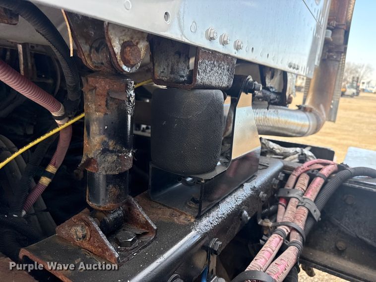 image for item EG2090 2014 Freightliner 114SD vacuum truck