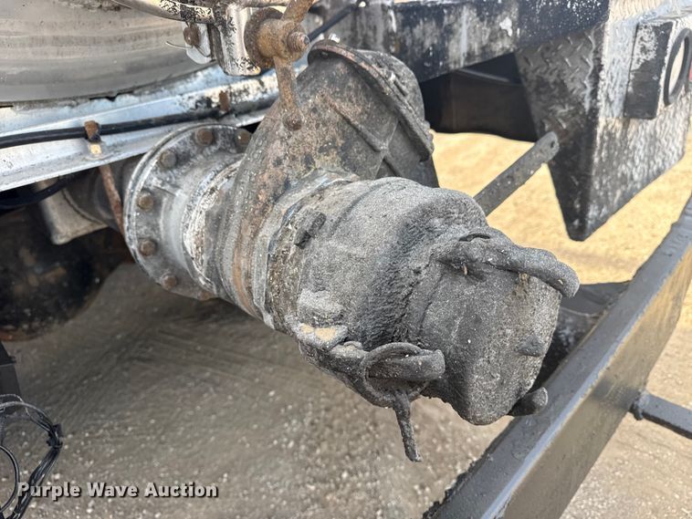 image for item EG2090 2014 Freightliner 114SD vacuum truck