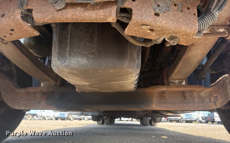 image for item EG2090 2014 Freightliner 114SD vacuum truck