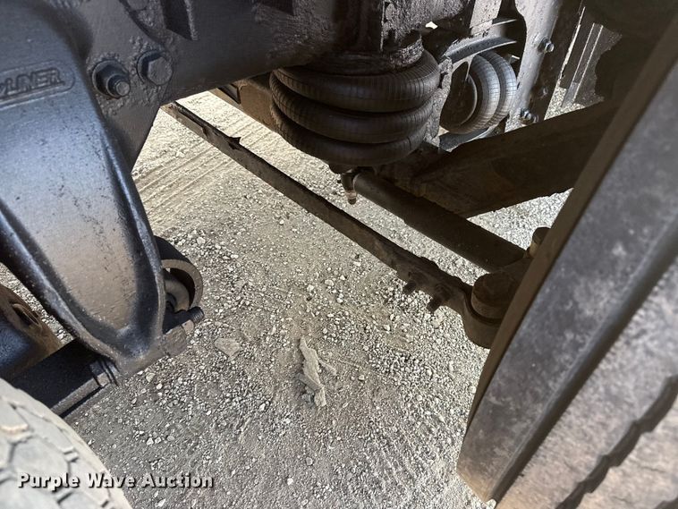 image for item EG2090 2014 Freightliner 114SD vacuum truck