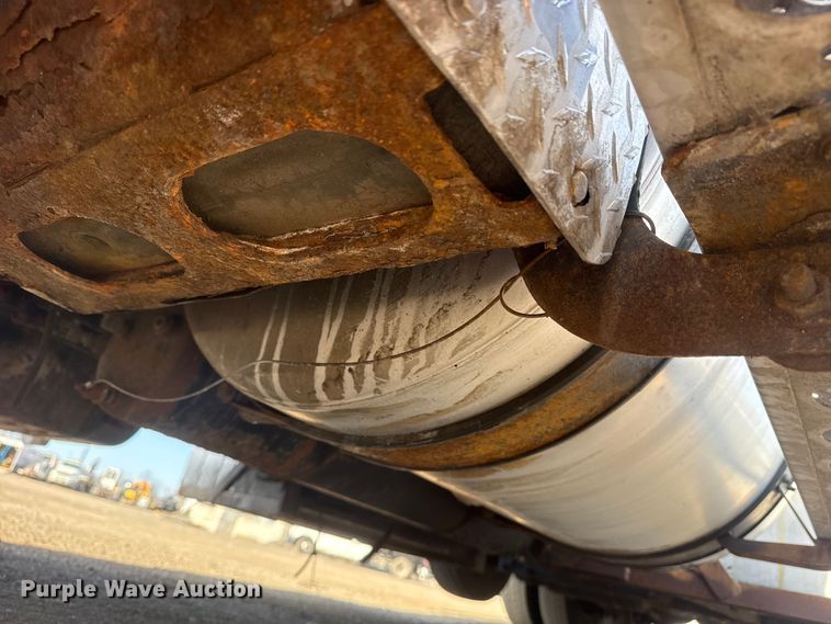 image for item EG2090 2014 Freightliner 114SD vacuum truck