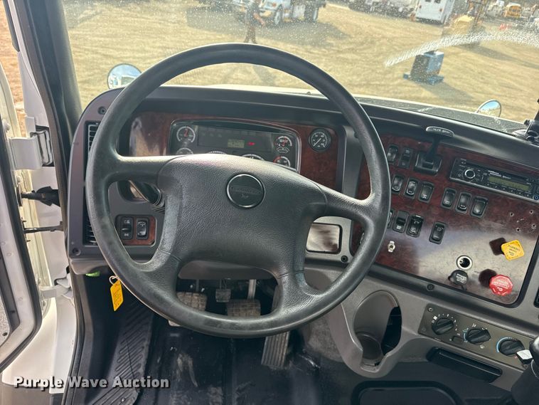 image for item EG2090 2014 Freightliner 114SD vacuum truck