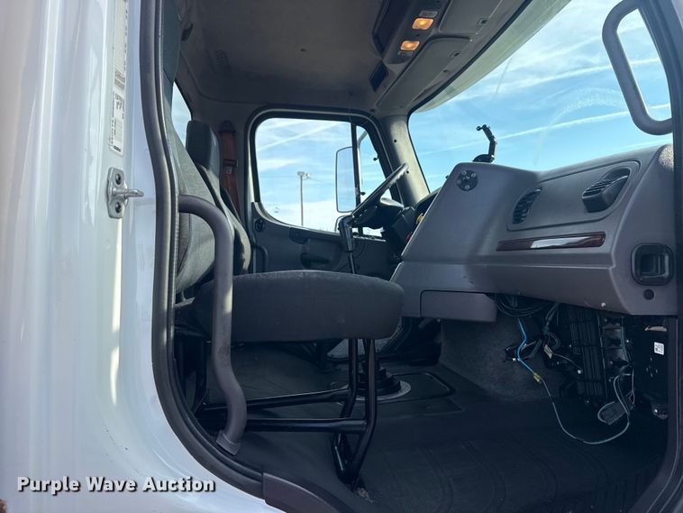 image for item EG2090 2014 Freightliner 114SD vacuum truck