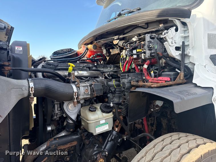 image for item EG2090 2014 Freightliner 114SD vacuum truck