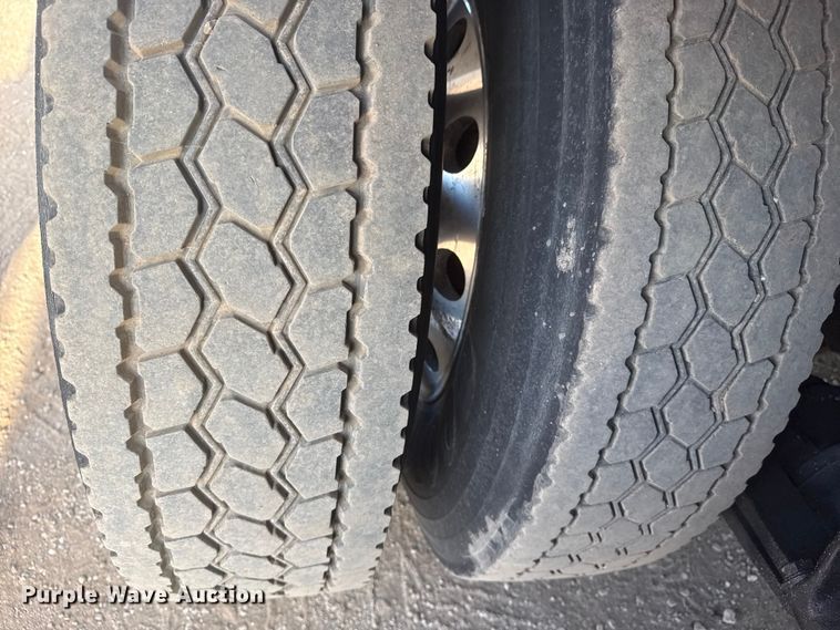 image for item EG2090 2014 Freightliner 114SD vacuum truck