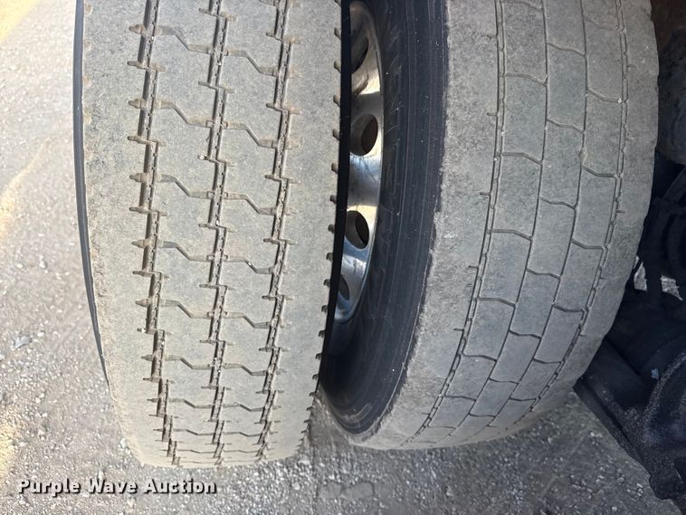 image for item EG2090 2014 Freightliner 114SD vacuum truck