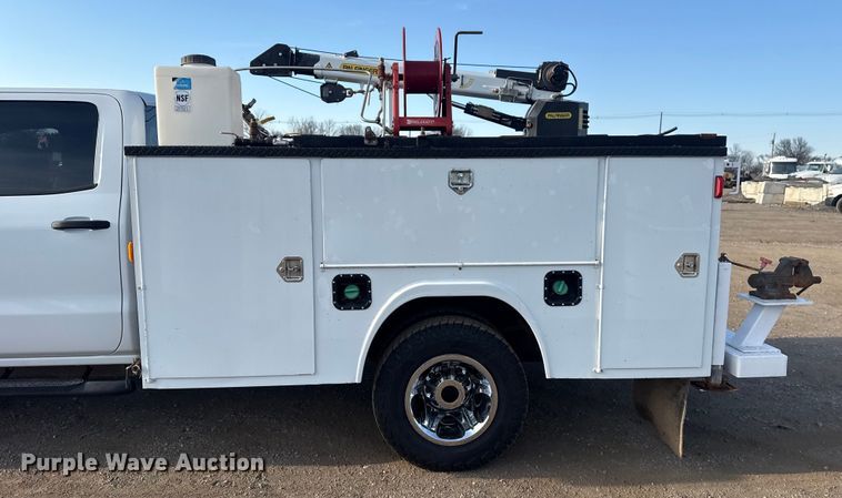 image for item EG2091 2018 Chevrolet 3500HD utility / service truck