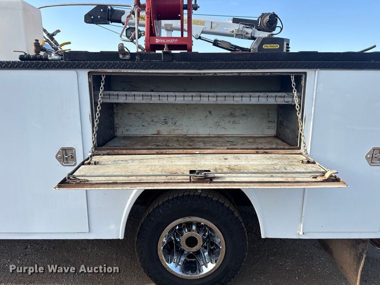 image for item EG2091 2018 Chevrolet 3500HD utility / service truck