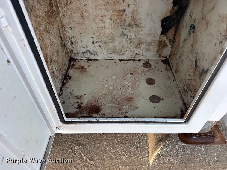 image for item EG2091 2018 Chevrolet 3500HD utility / service truck