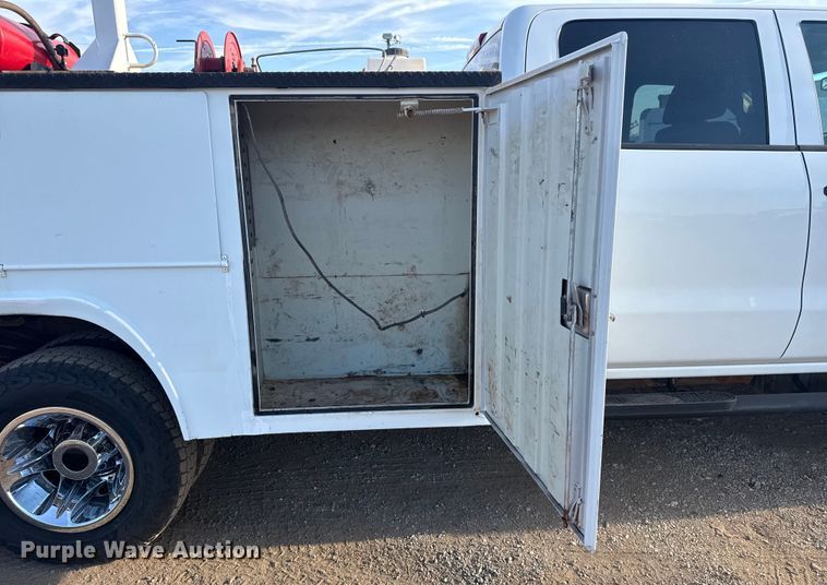 image for item EG2091 2018 Chevrolet 3500HD utility / service truck