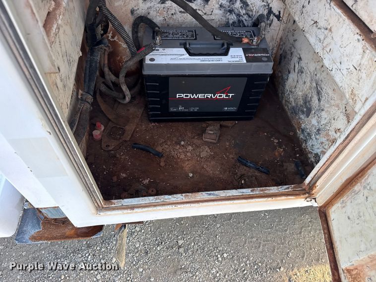 image for item EG2091 2018 Chevrolet 3500HD utility / service truck