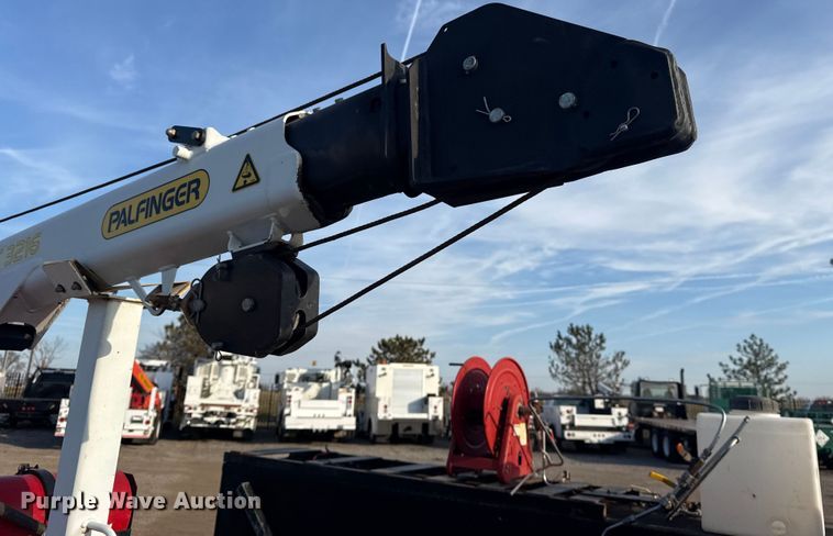 image for item EG2091 2018 Chevrolet 3500HD utility / service truck