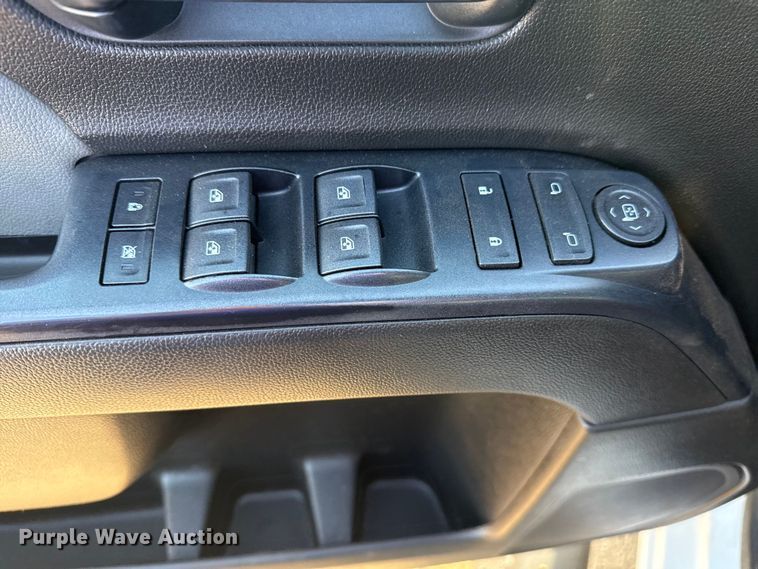 image for item EG2091 2018 Chevrolet 3500HD utility / service truck