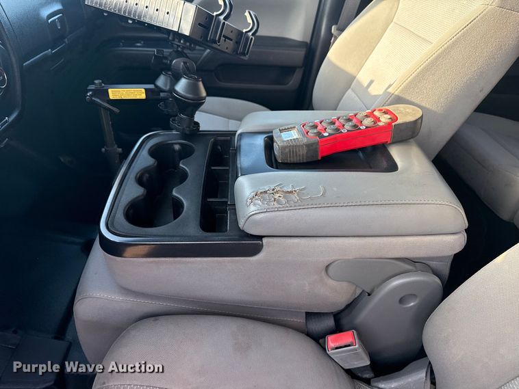 image for item EG2091 2018 Chevrolet 3500HD utility / service truck