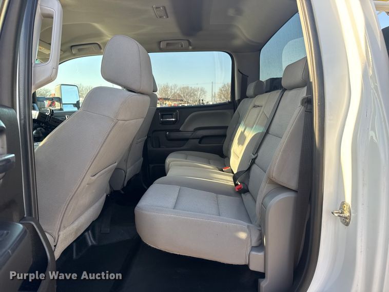 image for item EG2091 2018 Chevrolet 3500HD utility / service truck