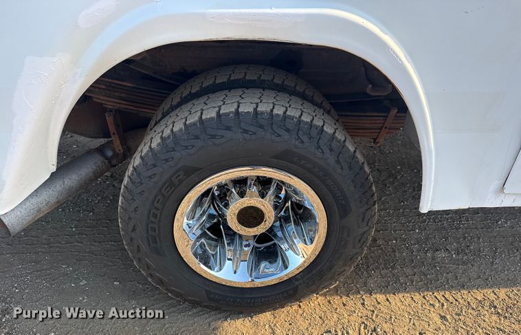 image for item EG2091 2018 Chevrolet 3500HD utility / service truck