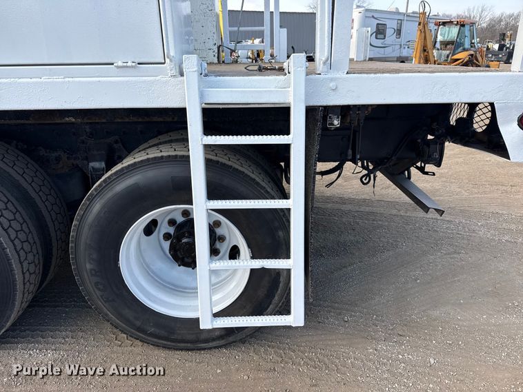 image for item EG2093 2012 Freightliner Business Class M2 crane truck